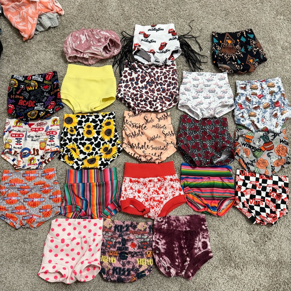 21 pairs Vibrant Kids Patterned bummies  Collection